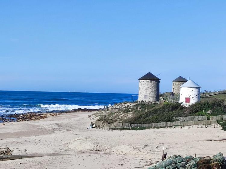 Descubra a praia de Apulia no norte de Portugal